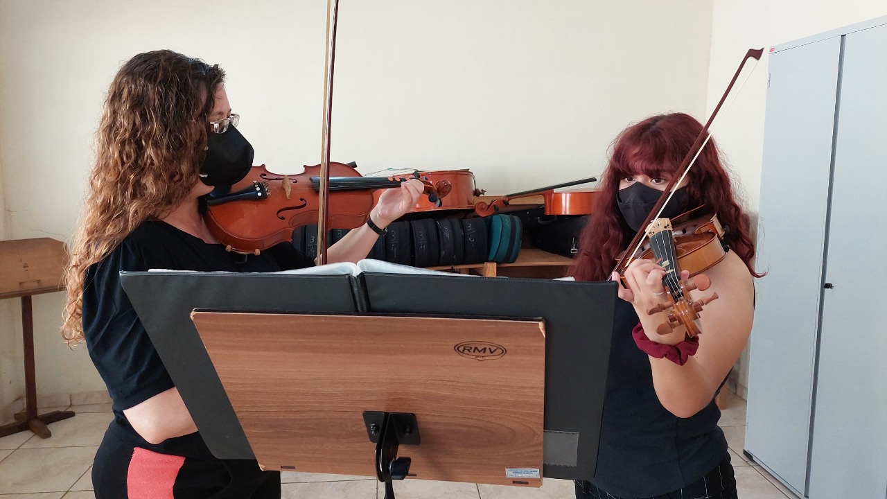 Escola Municipal de Música está com 52 vagas abertas para quatro modalidades de ensino