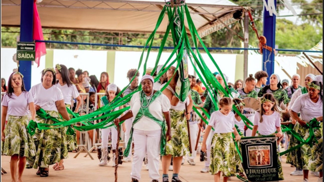 Festa-dos-Congadeiros