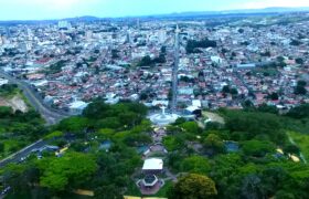 Prefeitura executa estratégias para captação de novas empresas e aumento de emprego e renda em Araxá