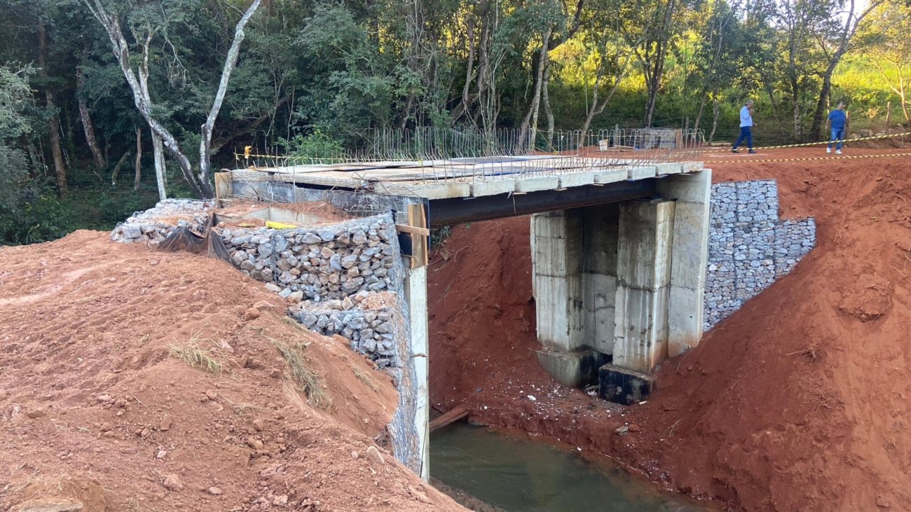 Ponte-Ribeirao-Pirapetinga