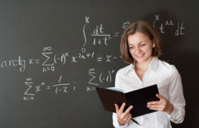 UAB Araxá abre inscrições para curso gratuito de Licenciatura em Matemática