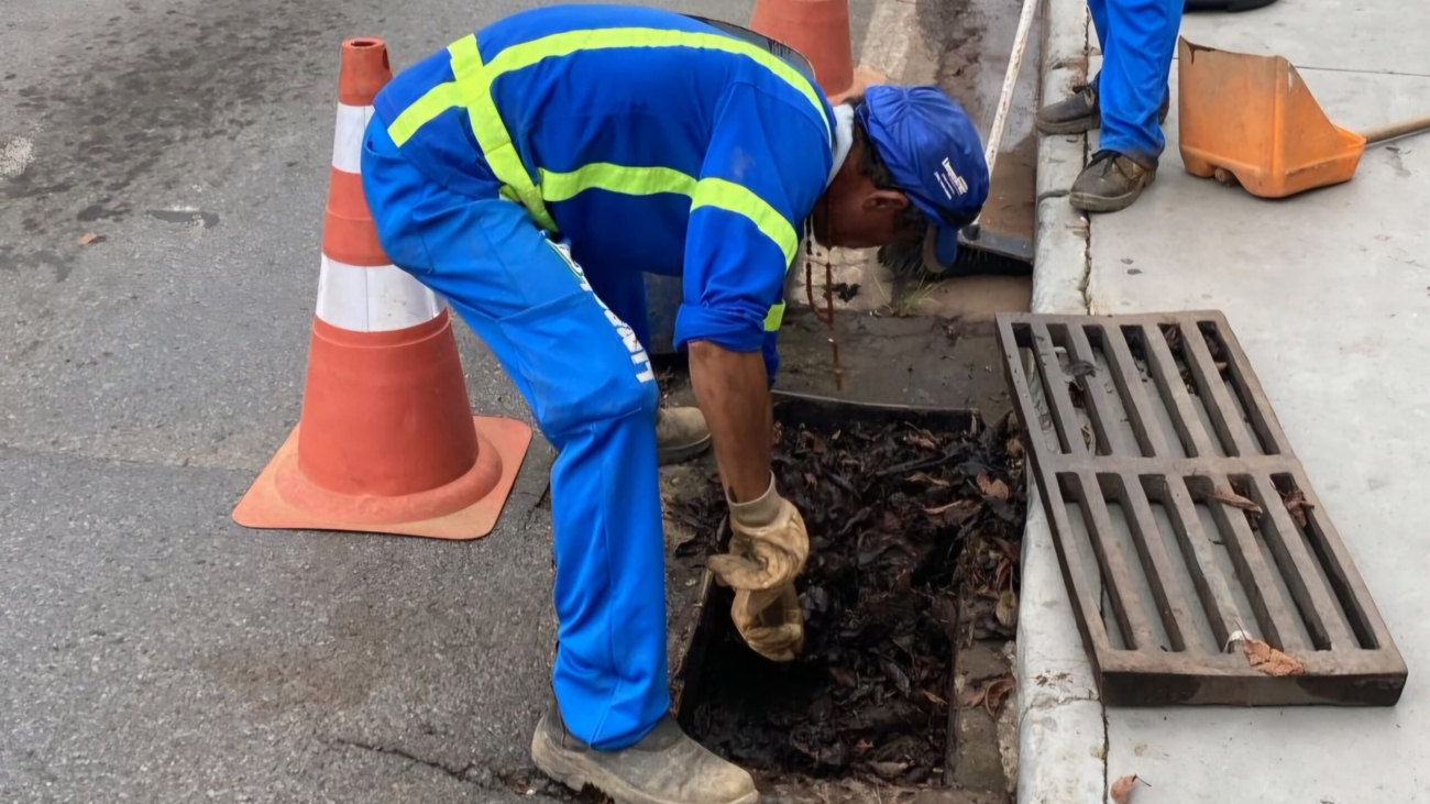 Limpeza preventiva de bueiros  (2)