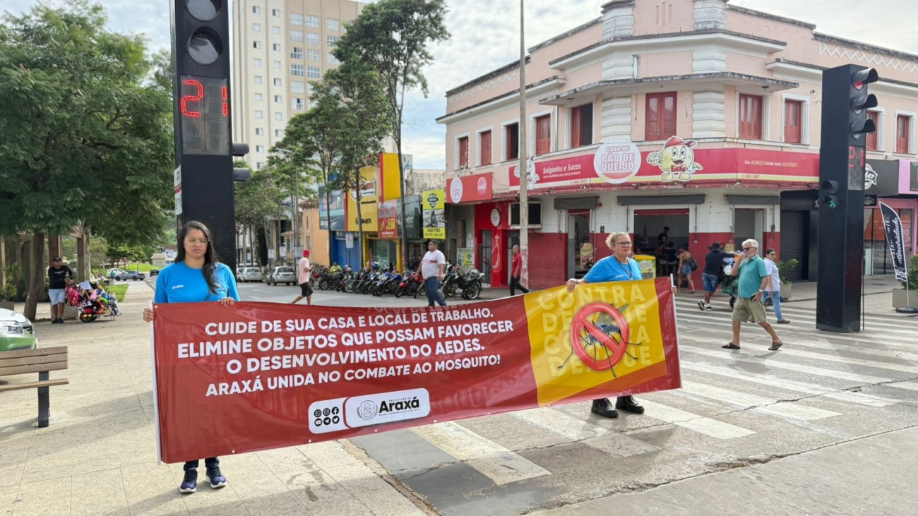 Blitz Educativa mobiliza população contra a Dengue na Avenida Antônio Carlos (5)