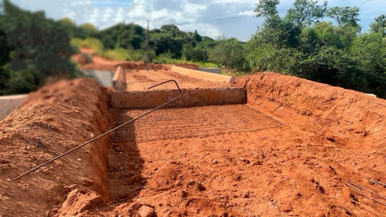 Construção da ponte da Iara entra na reta final e estrada já recebe pavimentação asfáltica (2)