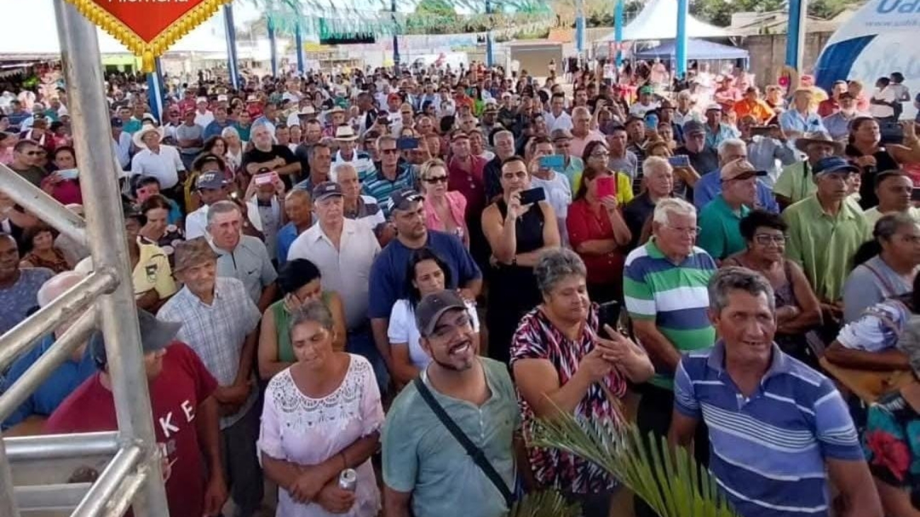 Araxá valoriza a cultura popular com o Encontro de Folia de Reis da Capela Mártir Filomena (1)