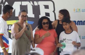 Com redação em braile, estudante com deficiência visual recebe Menção Honrosa no concurso de redação da CIMTB