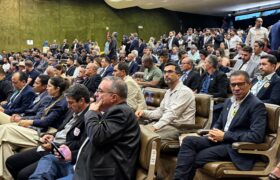 Araxá se junta a mais de 300 prefeitos mineiros por soluções para os desafios municipais