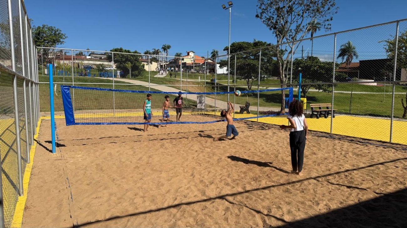 Lazer, esporte e requalificação de áreas verdes Prefeitura inaugura nova praça no Setor Norte (10)