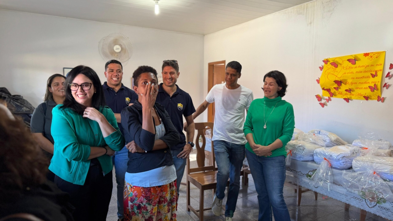 Projeto Teia Sustentável uniformes usados viram cobertores para aquecer vidas (6)