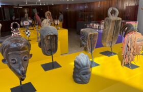 Teatro Municipal recebe a exposição “Arte Africana Máscaras e Esculturas”, com abertura nesta quinta (15)
