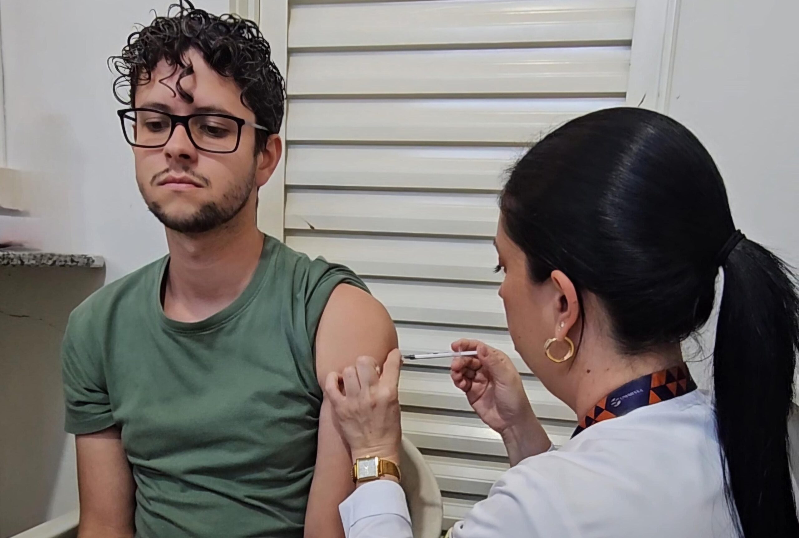 Cidades mineiras decretam emergência em saúde pública; Araxá monitora a situação e intensifica vacinação contra a gripe